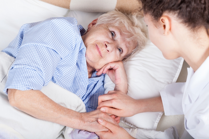 Có nên nói thật với người mắc bệnh nan y?