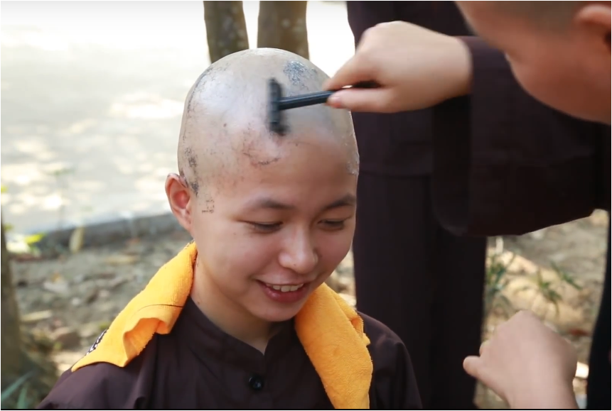 Bố mẹ không chấp nhận con đi tu